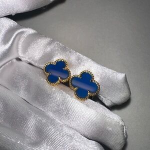 Brand new natural agate stone earrings